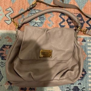 Marc Jacobs taupe shoulder bag